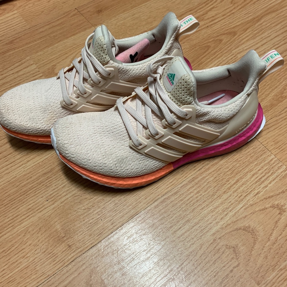 Adidas - Picture 4 of 6